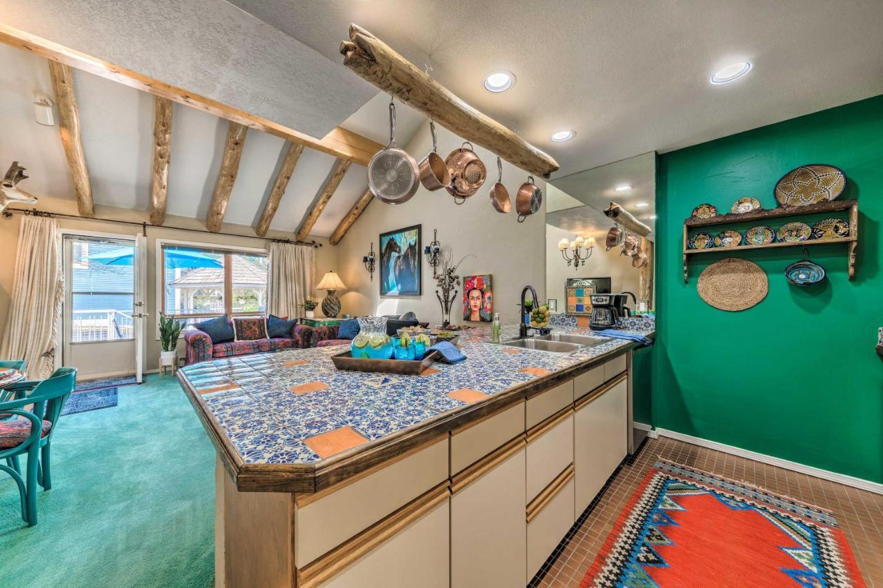 Eclectic Home With Deck 4 Miles To Ski Cloudcroft! Ngoại thất bức ảnh