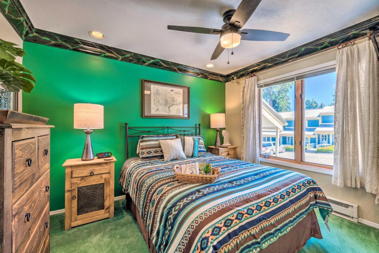 Eclectic Home With Deck 4 Miles To Ski Cloudcroft! Ngoại thất bức ảnh
