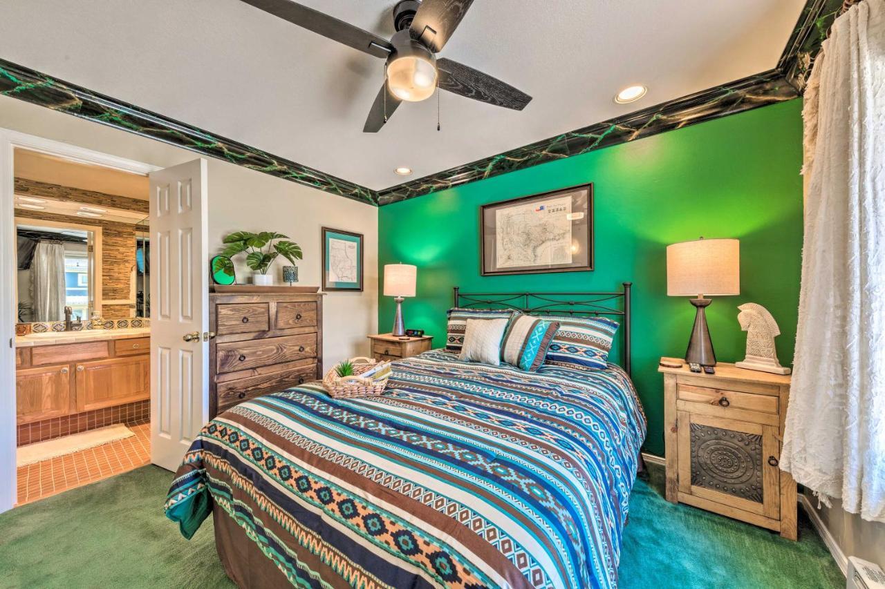 Eclectic Home With Deck 4 Miles To Ski Cloudcroft! Ngoại thất bức ảnh